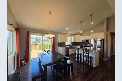 1009 26th Street Loop, Sartell, MN 56377 - Photo 2