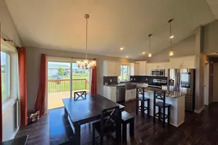 1009 26th Street Loop, Sartell, MN 56377 - Photo 2