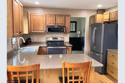 14613 Guthrie Avenue S, Apple Valley, MN 55124 - Photo 8