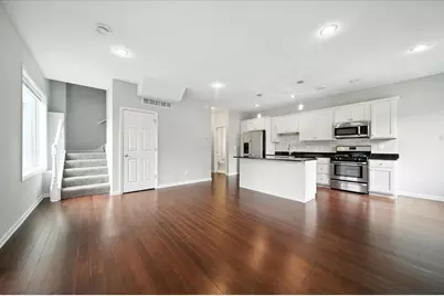 600 W 32nd Street #1, Minneapolis, MN 55408 - Photo 2