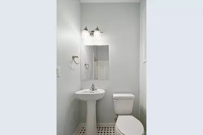 600 W 32nd Street #1, Minneapolis, MN 55408 - Photo 10