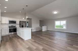 123 Erin Ct, Nicollet, MN 56074 - Photo 10