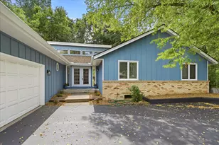 1592 Sherwood Ct, Eagan, MN 55122 - Photo 56
