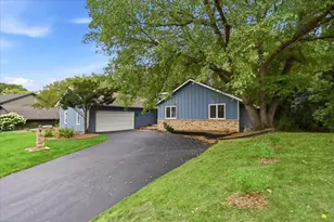1592 Sherwood Ct, Eagan, MN 55122 - Photo 54