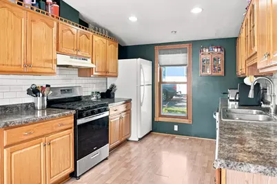408 Central Avenue, Osakis, MN 56360 - Photo 2