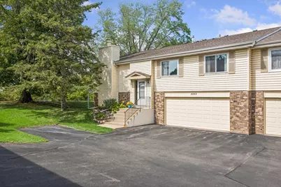 5225 Beachside Drive, Minnetonka, MN 55343 - Photo 2