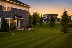 9540 Bridle Way, Victoria, MN 55386 - Photo 6