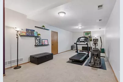 9629 Bennett Place, Eden Prairie, MN 55347 - Photo 52