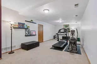 9629 Bennett Pl, Eden Prairie, MN 55347 - Photo 52