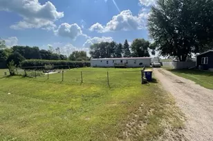 6086 Falcon Way, Warsaw, MN 55087 - Photo 10