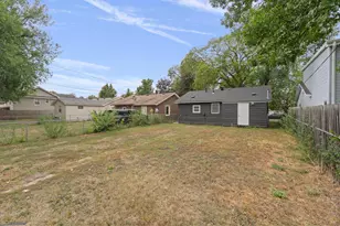 5226 Girard Ave N, Minneapolis, MN 55430 - Photo 8