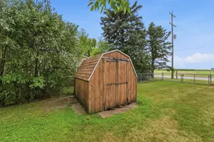 681 Elm St, Paynesville, MN 56362 - Photo 28