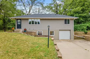 678 Eldridge Ave W, Roseville, MN 55113 - Photo 34