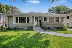 1424 Rhode Island Ave N, Golden Valley, MN 55427 - Photo 2