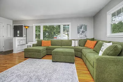 1424 Rhode Island Avenue N, Golden Valley, MN 55427 - Photo 6