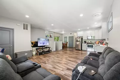 211 Belvidere Street E, Saint Paul, MN 55107 - Photo 22