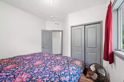 211 Belvidere Street E, Saint Paul, MN 55107 - Photo 12