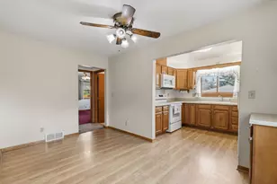 1228 Lincoln Ave, Saint Paul Park, MN 55071 - Photo 6