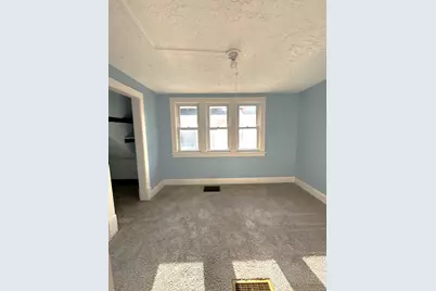823 Juno Avenue, Saint Paul, MN 55102 - Photo 12
