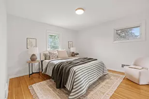 1025 Colby St, Saint Paul, MN 55116 - Photo 6