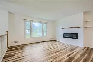 8027 Fairmont Cir NE, Fridley, MN 55432 - Photo 6