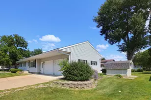 108 Park St N, Fairfax, MN 55332 - Photo 4