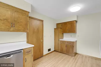 5001 W 98th Street, Bloomington, MN 55437 - Photo 8