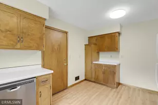 5001 W 98th St, Bloomington, MN 55437 - Photo 8