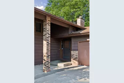 1490 29th Avenue NW, New Brighton, MN 55112 - Photo 4