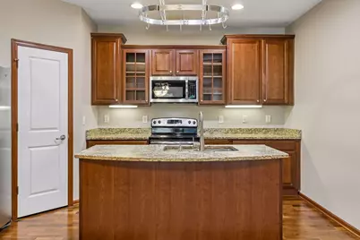 2107 Cedar Grove Trail #104, Eagan, MN 55122 - Photo 10