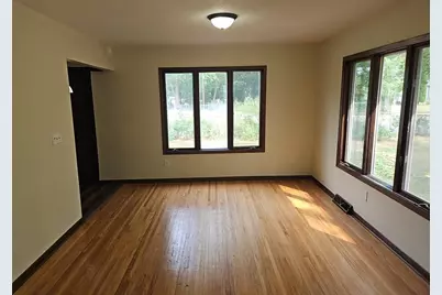 5553 Emerson Avenue N, Brooklyn Center, MN 55430 - Photo 8