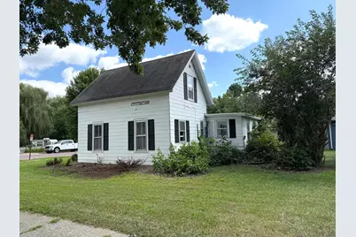 802 S Halvorson Street, Redwood Falls, MN 56283 - Photo 1