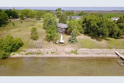 38192 N Shore Drive, Battle Lake, MN 56515 - Photo 40