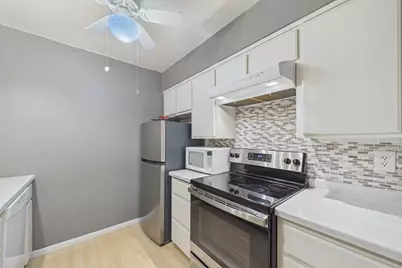 2200 Nevada Avenue S #321, Saint Louis Park, MN 55426 - Photo 10