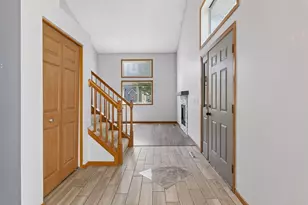 670 Kingfisher Ln, Woodbury, MN 55125 - Photo 6