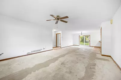 1602 McLeod Avenue N, Glencoe, MN 55336 - Photo 10