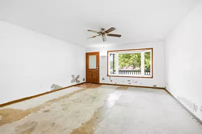 1602 McLeod Avenue N, Glencoe, MN 55336 - Photo 8