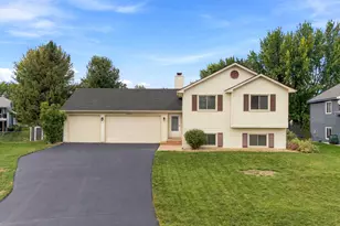 7163 158th St W, Apple Valley, MN 55124 - Photo 1