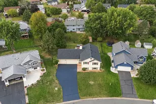 7163 158th St W, Apple Valley, MN 55124 - Photo 38