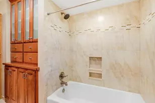 2430 Vale Crest Rd, Golden Valley, MN 55422 - Photo 22