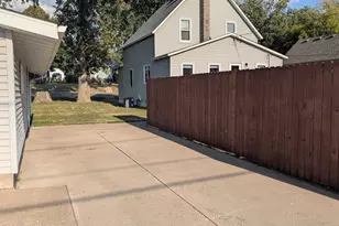 319 Watkins St, Mora, MN 55051 - Photo 12