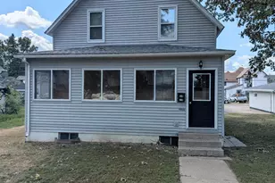319 Watkins St, Mora, MN 55051 - Photo 2