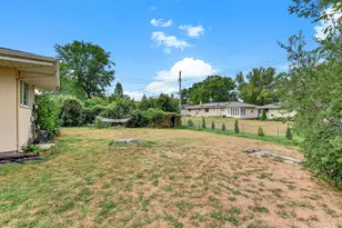 2801 Galtier St, Roseville, MN 55113 - Photo 36