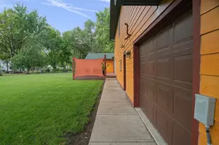 9140 Aldrich Ave S, Bloomington, MN 55420 - Photo 10