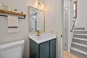 235 Kent St, Saint Paul, MN 55102 - Photo 16