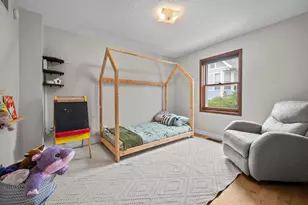 235 Kent St, Saint Paul, MN 55102 - Photo 22