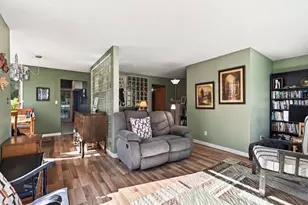 3059 Lake Shore Dr, Minneapolis, MN 55416 - Photo 4