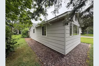 8408 Eastwood Road, Mounds View, MN 55112 - Photo 8