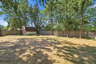 6933 Brunswick Ave N, Brooklyn Park, MN 55429 - Photo 6