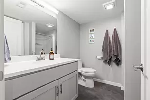 5757 Hyland Courts Dr, Bloomington, MN 55437 - Photo 20